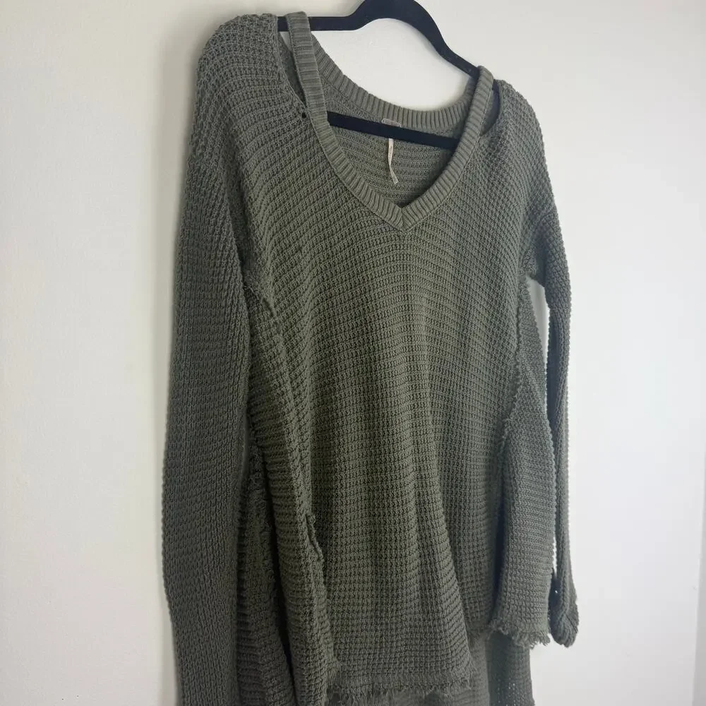 Free People Womens Moonshine Cold Shoulder Hi-Lo V-Neck Olive Green Sweater XS